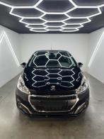 Peugeot 208 1.2 Signature 2019 | Nieuwe motor! | 81.000 km, Voorwielaandrijving, Stof, 110 g/km, Zwart