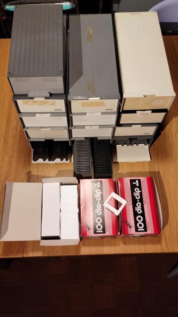 Boîtes rangement diapositives + boîtes 100 dia-clip 3mm NEW, Audio, Tv en Foto, Diaprojectoren, Ophalen