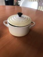 Le creuset mini cocotte kleur dune : 8 stuks, Huis en Inrichting, Keuken | Potten en Pannen, Ophalen of Verzenden, Zo goed als nieuw