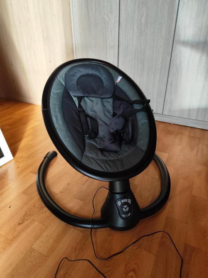 Elektrische wipper Q-Rocker, Kinderen en Baby's, Wipstoeltjes, Zo goed als nieuw, Wipstoel, Overige merken, Ophalen