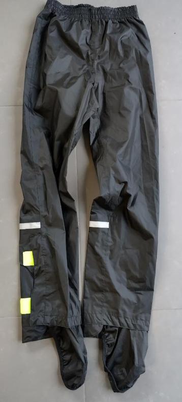 Regenbroek fietsbroek Decathlon maat 10-11 jaar beschikbaar voor biedingen