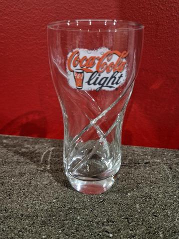 Verre Coca Cola vient du 1er musée Coca à Atlanta beschikbaar voor biedingen
