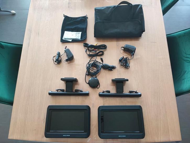 Draagbare dvd-speler in de auto of thuis, grote tv met twee, Audio, Tv en Foto, DVD spelers, Gebruikt, Dvd-speler, Draagbaar, Ophalen of Verzenden