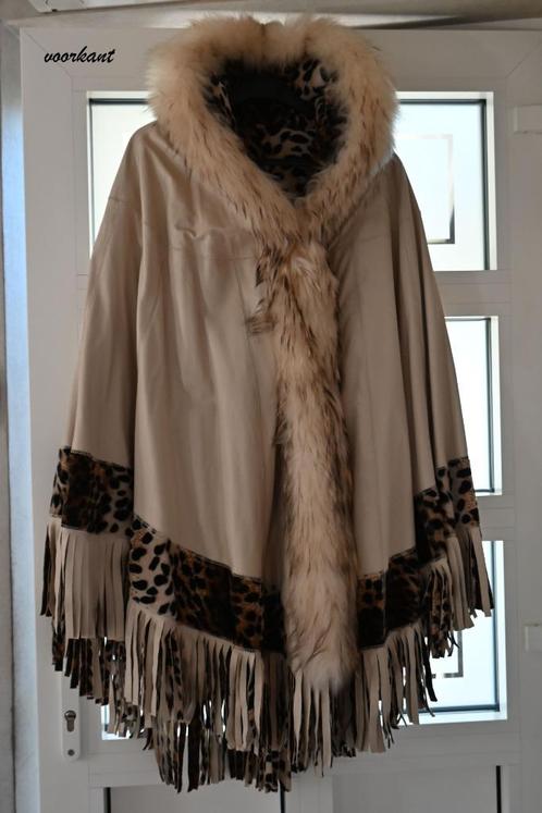 cape mantel, Kleding | Dames, Gelegenheidskleding, Zo goed als nieuw, Ophalen