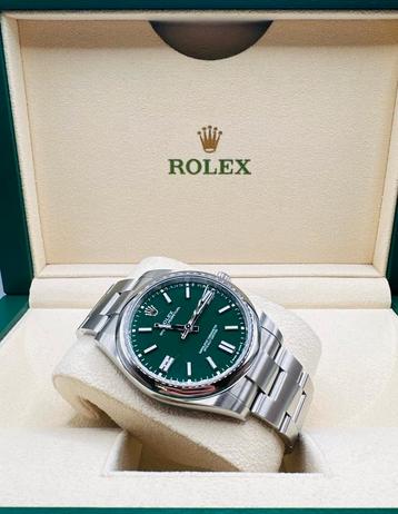 Rolex Oyster Perpetual 41mm Groen beschikbaar voor biedingen