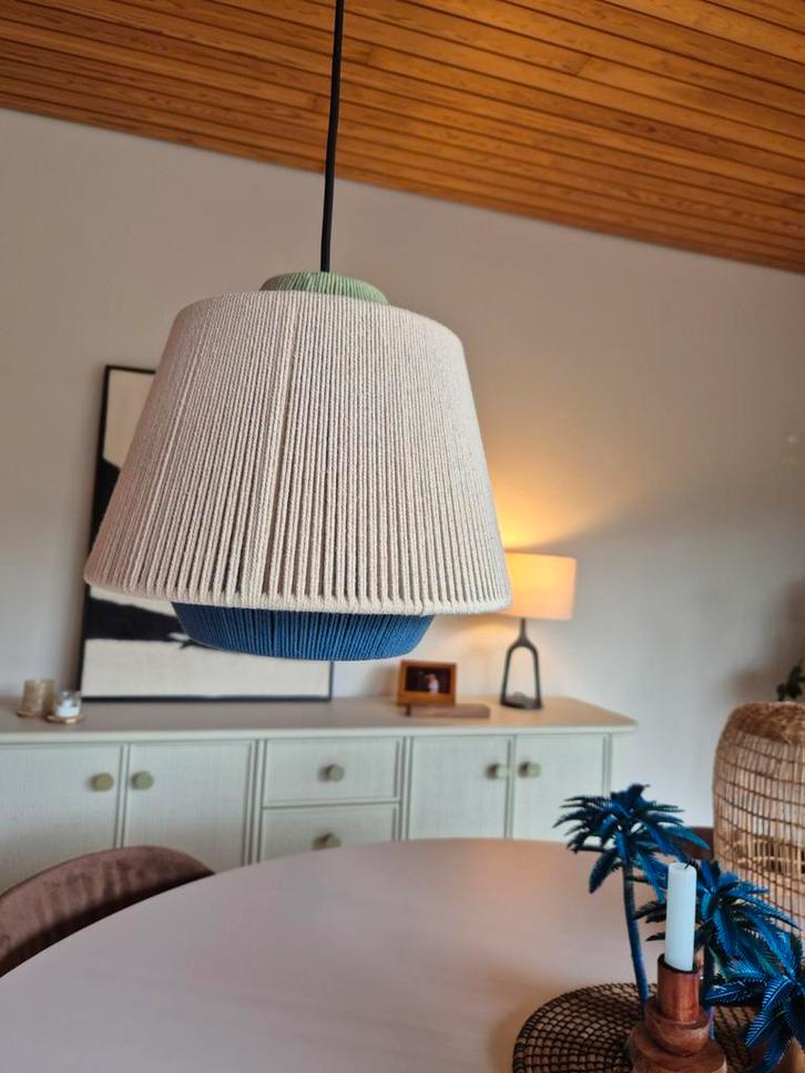 Hanglampje Kave Home touw beige groen blauw, Huis en Inrichting, Lampen | Hanglampen, Zo goed als nieuw, Minder dan 50 cm, Metaal