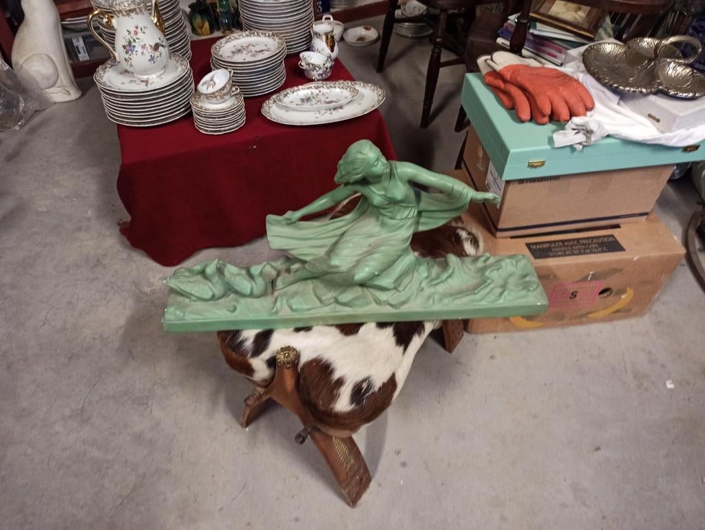 Belle sculpture Art Déco en plâtre, Antiquités & Art, Enlèvement