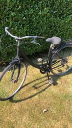 Oude op te knappen damesfiets, Fietsen en Brommers, Fietsen | Dames | Damesfietsen, Ophalen, Gebruikt
