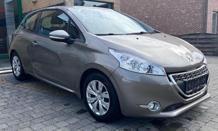Peugeot 208 * 1J GARANTIE * GEKEURD * LEZ OK * €193/maand, Auto's, Peugeot, Bedrijf, Te koop, ABS, Airbags, Airconditioning, Bluetooth