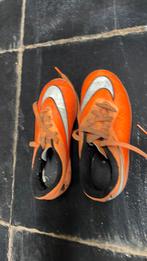Chaussures foot enfant 28,5 bon état Nike, Sports & Fitness, Football, Comme neuf, Chaussures