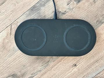 Belkin duo draadloze oplader beschikbaar voor biedingen