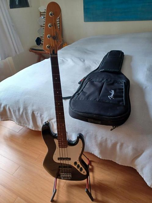 Fender Jazz bass, Muziek en Instrumenten, Snaarinstrumenten | Gitaren | Bas, Gebruikt, Elektrisch, Ophalen
