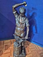 Statue de bronze, Enlèvement ou Envoi, Bronze