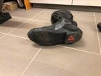 Dainese moto botten, Motoren, Ophalen