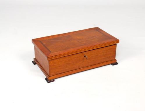 oud eikenhouten kistje met sleutel, Antiek en Kunst, Curiosa en Brocante, Ophalen of Verzenden