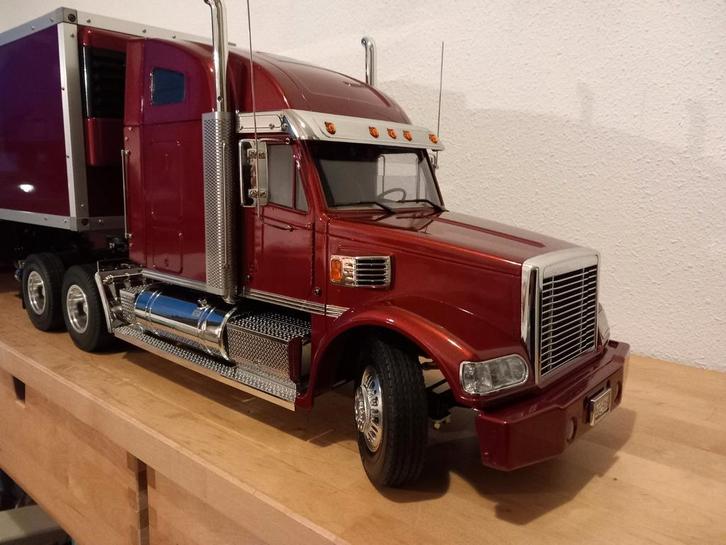 Tamiya knight hauler met koeltrailer RTR  inruil mogelijk., Hobby en Vrije tijd, Modelbouw | Radiografisch | Auto's, Ophalen