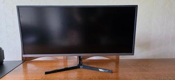 Samsung S34J550WQR 34" Ultra-Wide Monitor beschikbaar voor biedingen