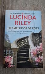Boek 'Het meisje op de rots' van Lucinda Riley., Boeken, Ophalen of Verzenden, Zo goed als nieuw