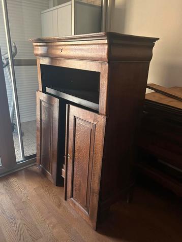 Buffet kastje in Louis-Philippe-stijl (ca. 1830–1870) beschikbaar voor biedingen
