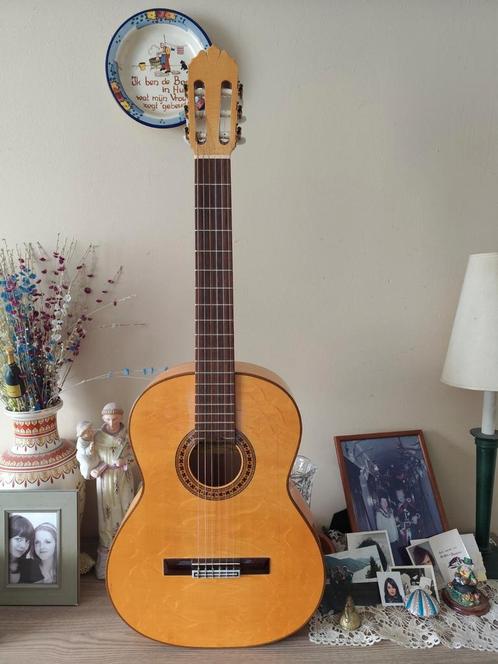 Te koop Spaanse klassieke FLAMENCO gitaar, Muziek en Instrumenten, Snaarinstrumenten | Gitaren | Akoestisch, Zo goed als nieuw