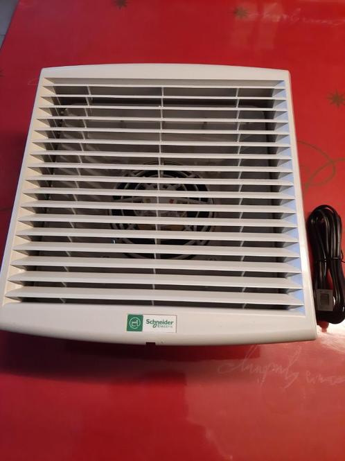 Schneider kastventilator, Doe-het-zelf en Bouw, Elektriciteit en Kabels, Nieuw, Ophalen of Verzenden