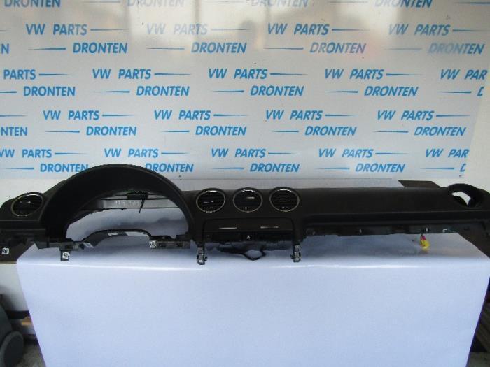 Dashboard van een Audi A4, Auto-onderdelen, Dashboard en Schakelaars, Audi, Gebruikt, 3 maanden garantie, Ophalen of Verzenden