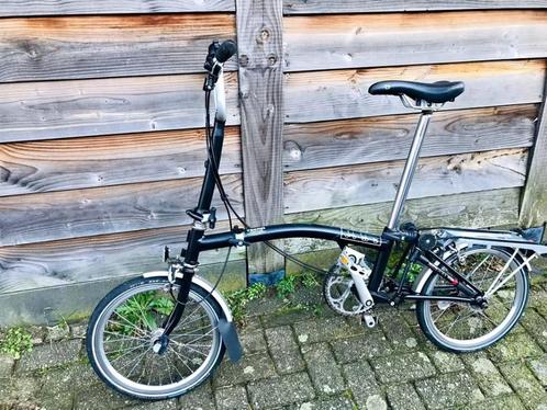 Brompton vouwfiets aangeboden., Fietsen en Brommers, Fietsen | Vouwfietsen, Zo goed als nieuw, Brompton, Versnellingen, Ophalen