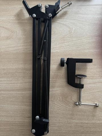 Microphone stand beschikbaar voor biedingen