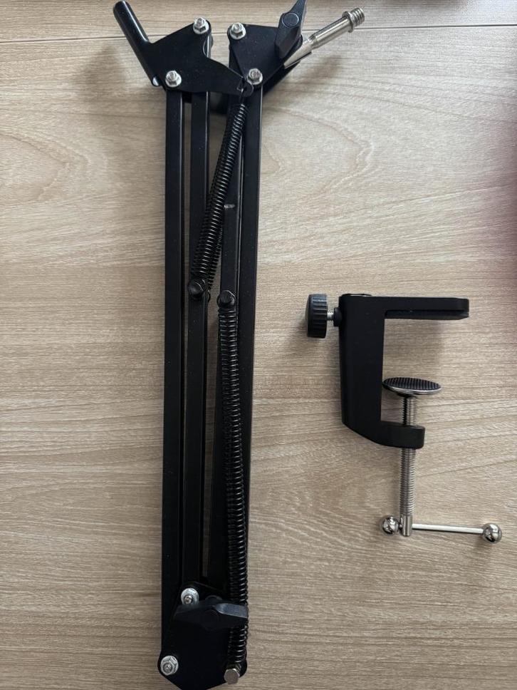 Microphone stand, Muziek en Instrumenten, Microfoons, Nieuw, Studiomicrofoon, Ophalen