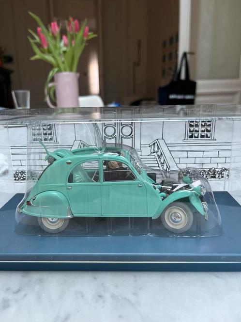Tintin/Kuifje auto La 2cv cassée, Hobby en Vrije tijd, Modelauto's | 1:24, Zo goed als nieuw, Auto, Ophalen of Verzenden