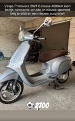 Vespa Primavera B klasse  2021 4000km, Fietsen en Brommers, Scooters | Vespa, Ophalen, Zo goed als nieuw