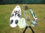 PLANCHE A VOILE ENSEMBLE COMPLET + CHARIOT DE TRANSPORT, Sports nautiques & Bateaux, 5 à 7 m², Avec aileron(s), Ensemble complet