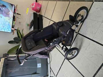 Baby buggy beschikbaar voor biedingen