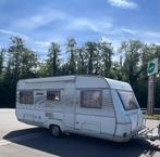 Lmc caravan met mover voortent en thule luifel, Caravans en Kamperen, Caravans, Rondzit, Hobby, Lengtebed, 750 - 1000 kg
