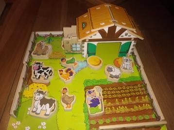 speelgoed boerderij in hout beschikbaar voor biedingen