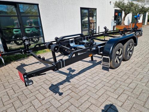 VL2700 Black edition - nieuw uit stock 5999+btw, Watersport en Boten, Boottrailers, Zo goed als nieuw, Ophalen of Verzenden