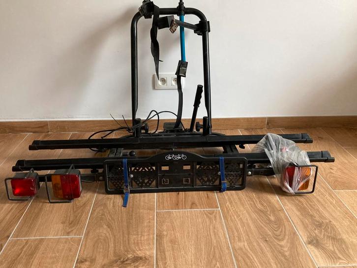 Fietsenrek auto, Autos : Divers, Porte-vélos, Comme neuf, Support d'attelage, 2 vélos, Enlèvement
