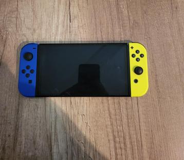 Console Nintendo Switch Oled + 1 jeux + Housse +++++