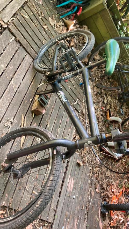 BMX freestyle, Muddyfox40€ avant droit, échanger, Fietsen en Brommers, Fietsen | Crossfietsen en BMX, Gebruikt, 16 tot 20 inch
