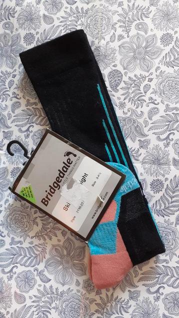 paire de chaussette de ski neuve pointure 35/37 beschikbaar voor biedingen