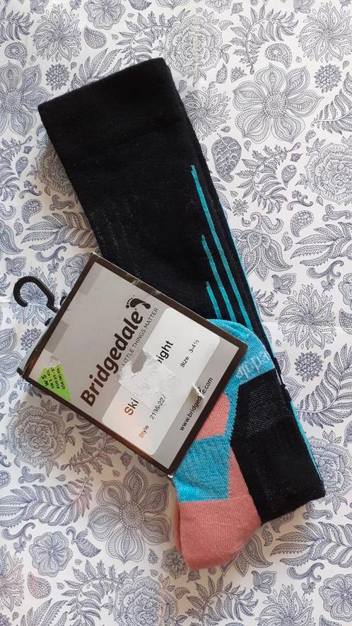 paire de chaussette de ski neuve pointure 35/37, Sport en Fitness, Skiën en Langlaufen, Nieuw, Kleding, Ski, Overige merken, Ophalen of Verzenden