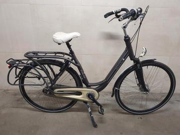 Fiets voor dames beschikbaar voor biedingen