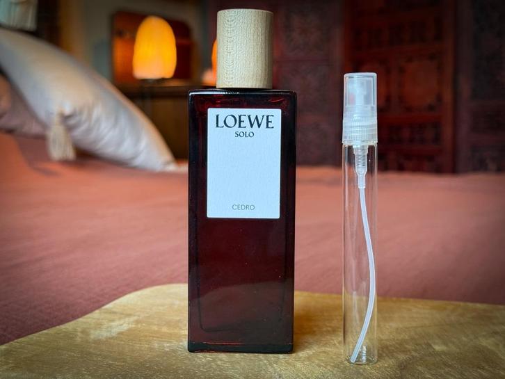 Loewe - Solo Loewe Cedro sample/decant, Handtassen en Accessoires, Uiterlijk | Parfum, Ophalen of Verzenden