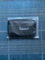 Vespa beenschildtasje, Vélos & Vélomoteurs, Scooters | Vespa, Enlèvement, Neuf