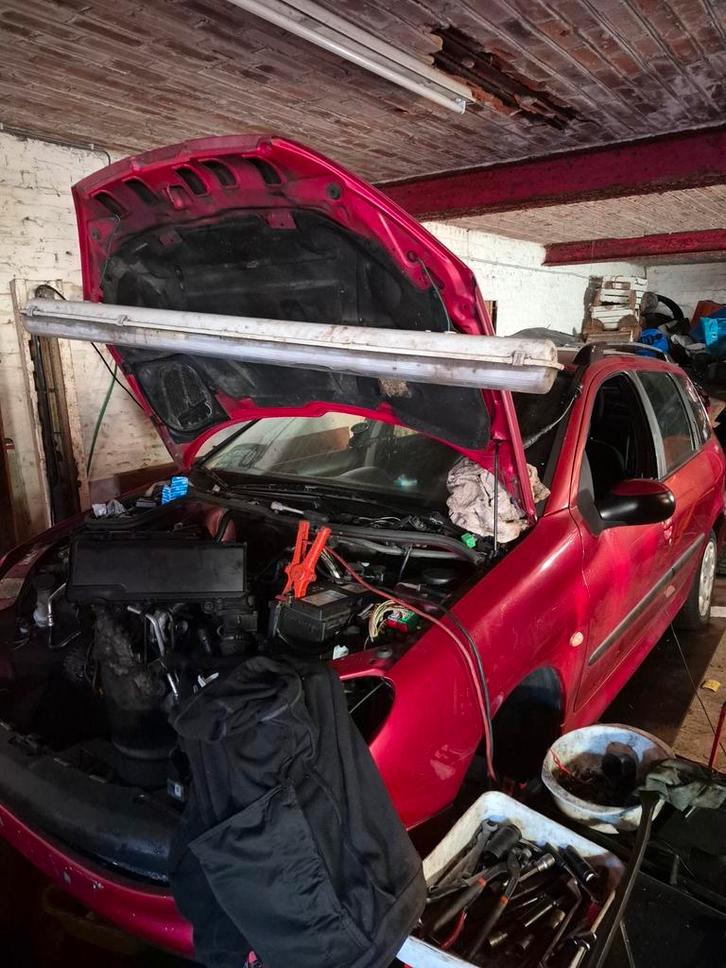 2 peugeot 206 break 14hdi complète pour piece ou a réparer, Autos, Peugeot, Particulier, Break, Enlèvement