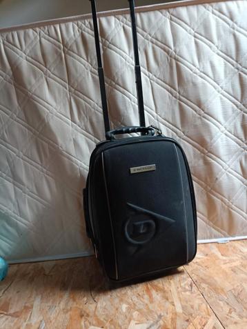 Petite valise noir dunlop, Enlèvement, Comme neuf