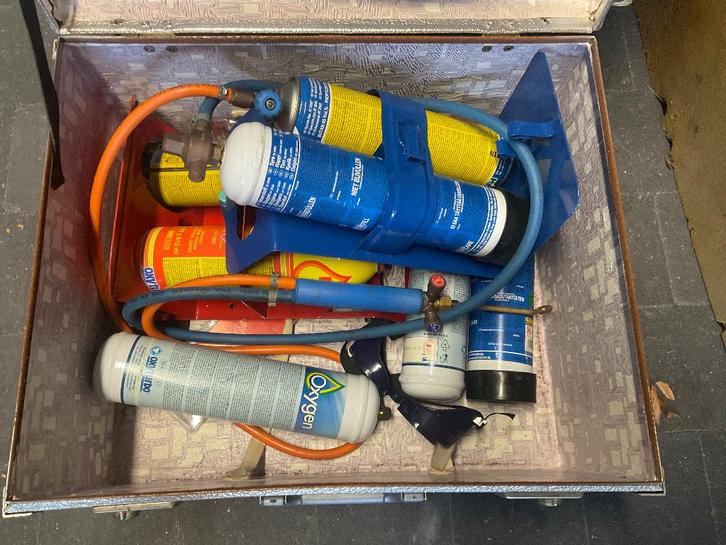 Harley Davidson garage opruiming matriaal, Motos, Pièces | Harley-Davidson, Utilisé, Enlèvement