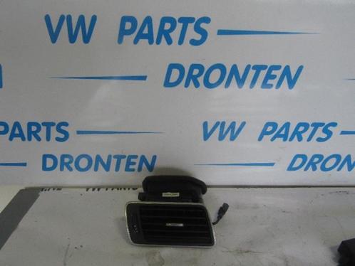 Grille aération tableau de bord d'un Volkswagen Passat, Autos : Pièces & Accessoires, Tableau de bord & Interrupteurs, Volkswagen