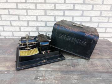 Antieke Mignon schrijfmachine  beschikbaar voor biedingen