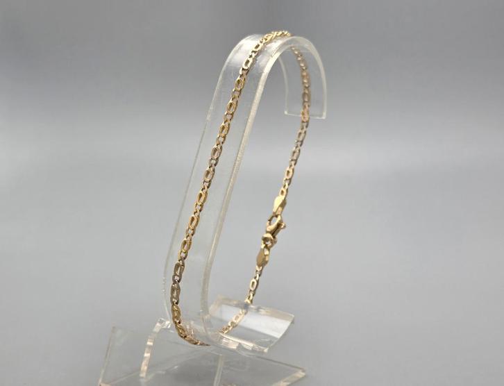 Gouden vintage fantasie schakel armband. 2025/810., Handtassen en Accessoires, Armbanden, Zo goed als nieuw, Goud, Goud, Verzenden